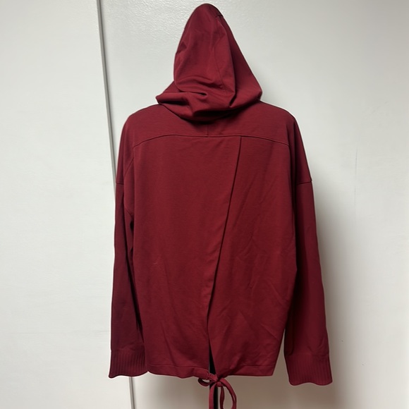 AVIA - Picture 5 of 9